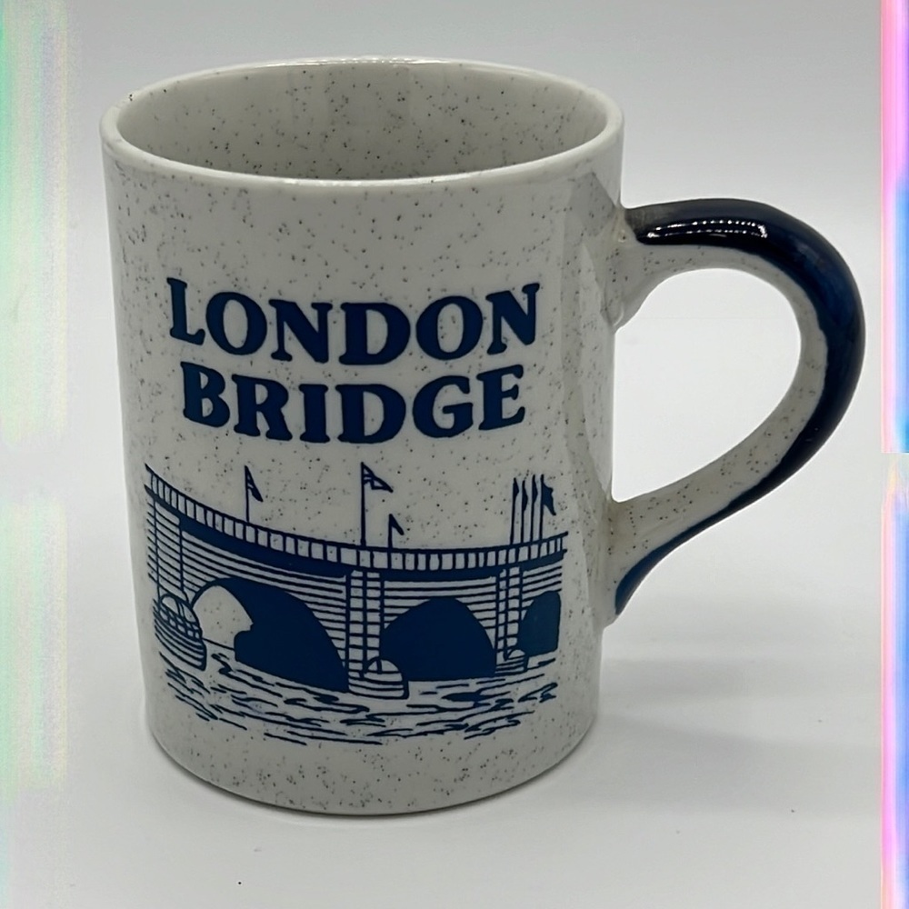 LONDON BRIDGE LAKE HAVASU CITY ARIZONA BLUE AND GRAY VINTAGE MUG